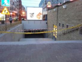 Atenție, pietoni! Pasajul de la Magazinul Tomis este închis