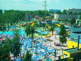 Undă verde de la Primăria Constanţa pentru Aqualand şi Clubo Galactic Aqua Magic îşi face „secţie exterioară“ pe nisip?