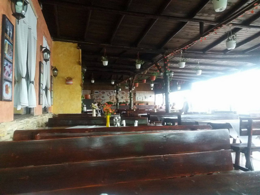 restaurantul cetate locul unde mananci bine pe bani putini galerie foto 597342 restaurantul cetate locul unde mananci bine pe bani putini galerie foto 597342