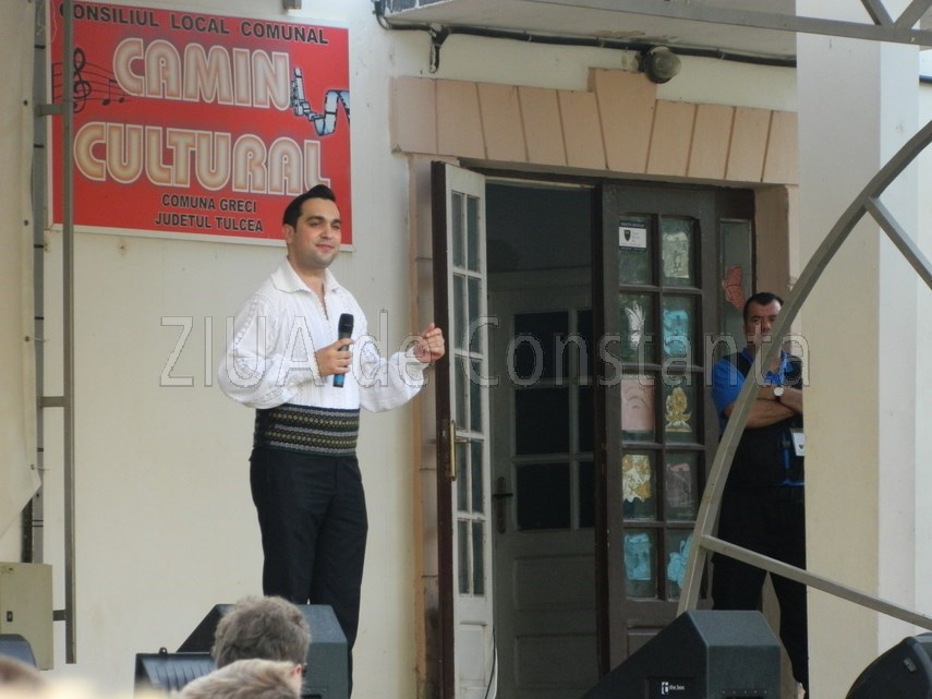 tulcenii petrec la sarbatoarea cireselor cu maria dragomiroiu galerie foto 597503 tulcenii petrec la sarbatoarea cireselor cu maria dragomiroiu galerie foto 597503