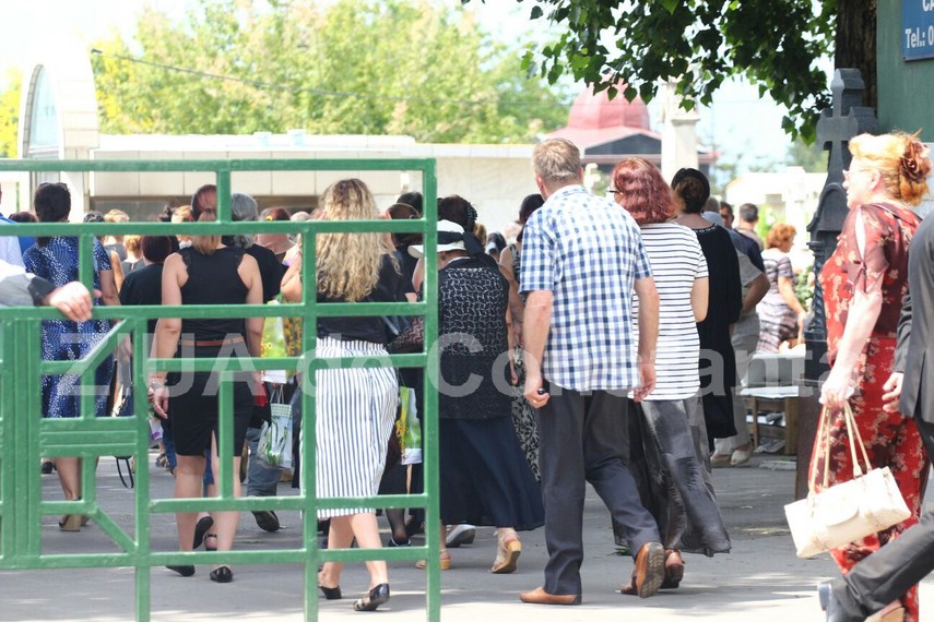 cu lacrimi si pareri de rau georgiana voineagu este inrmormantata la aceasta ora 598316 cu lacrimi si pareri de rau georgiana voineagu este inrmormantata la aceasta ora 598316