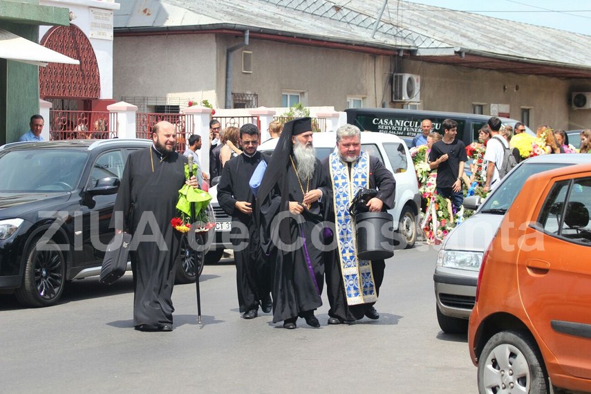 cu lacrimi si pareri de rau georgiana voineagu este inrmormantata la aceasta ora 598316 cu lacrimi si pareri de rau georgiana voineagu este inrmormantata la aceasta ora 598316