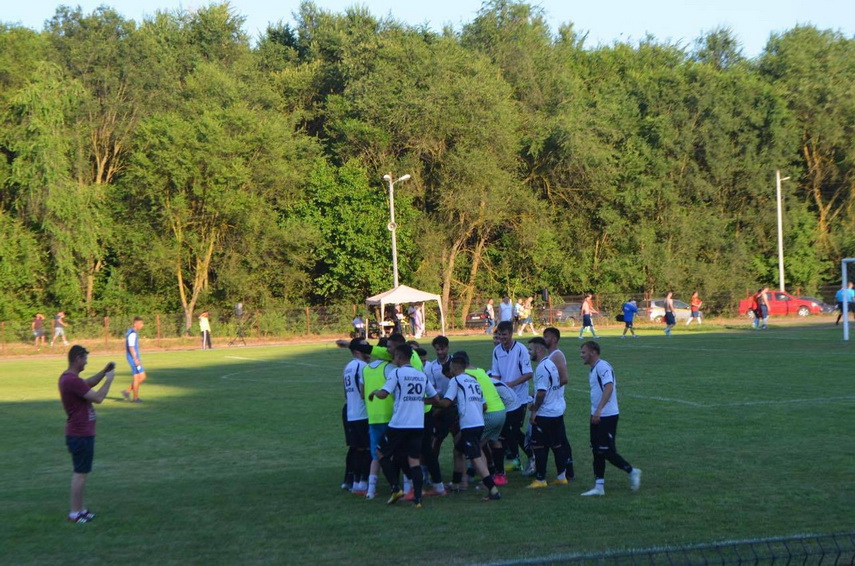 goluri in versuri axiopolis cernavoda i a oferit ca dar de nunta lui gheorghe andreescu promovarea in goluri in versuri axiopolis cernavoda i a oferit ca dar de nunta lui gheorghe andreescu promovarea in