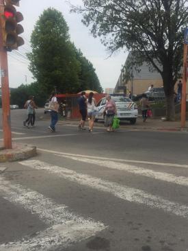 O maşină a Poliţiei Locale Constanţa, vedetă pe pagina de Facebook „Parchez ca un bou\