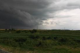 Pregătiri de ploaie! Nori supărați se adună încet-încet (galerie foto)