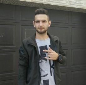 UPDATE.Un tânăr ar fi dat dispărut de două zile. Se cere ajutorul oamenilor pentru a-l găsi. L-ați văzut? 