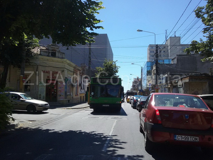 accident rutier langa magazinul tomis 599192 accident rutier langa magazinul tomis 599192