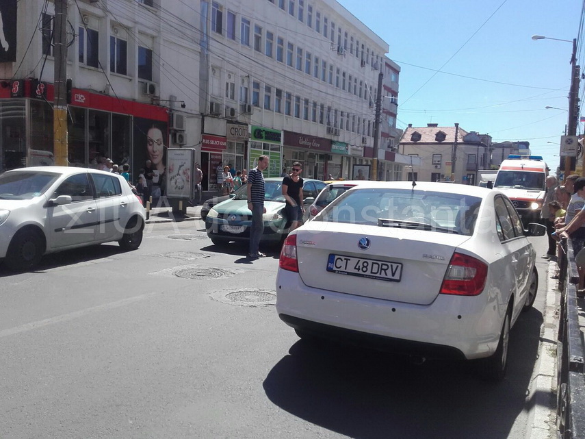 accident rutier langa magazinul tomis 599192 accident rutier langa magazinul tomis 599192