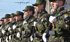 Armata recrutează elevi de liceu! Adolescenții interesați trebuie să îndeplinească anumite condiții