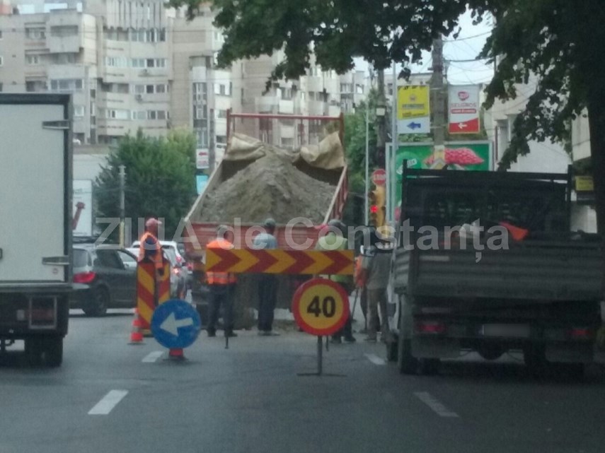 trafic ingreunat la intersectia bulevardului mamaia cu tomis 599427