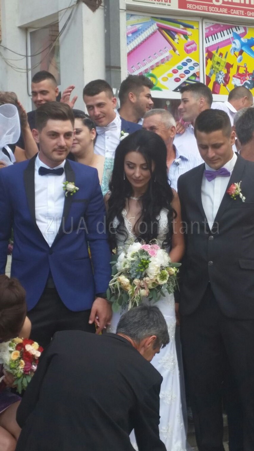 cupidon e fericit colega noastra loredana dascalescu si marius iriciuc devin astazi o familie galerie cupidon e fericit colega noastra loredana dascalescu si marius iriciuc devin astazi o familie galerie