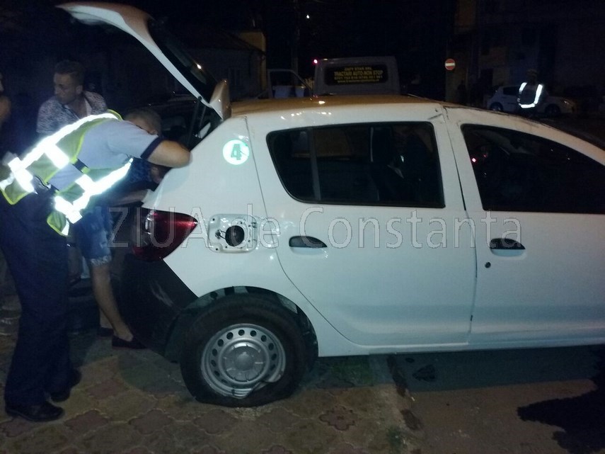 masina rasturnata la intersectia strazilor tepes voda si stefan mihaileanu 599686 masina rasturnata la intersectia strazilor tepes voda si stefan mihaileanu 599686