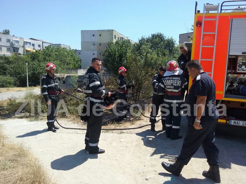 incendiu in spatele galeriilor soveja din constanta 599841 incendiu in spatele galeriilor soveja din constanta 599841