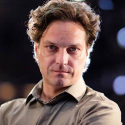 Actorul George Ivașcu a ajuns în fața procurorilor DNA