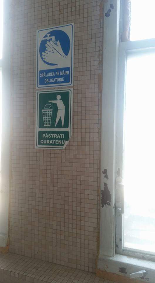 gandacii au dat navala in spitalul clinic judetean de urgenta constanta fotografii socante 600423 gandacii au dat navala in spitalul clinic judetean de urgenta constanta fotografii socante 600423