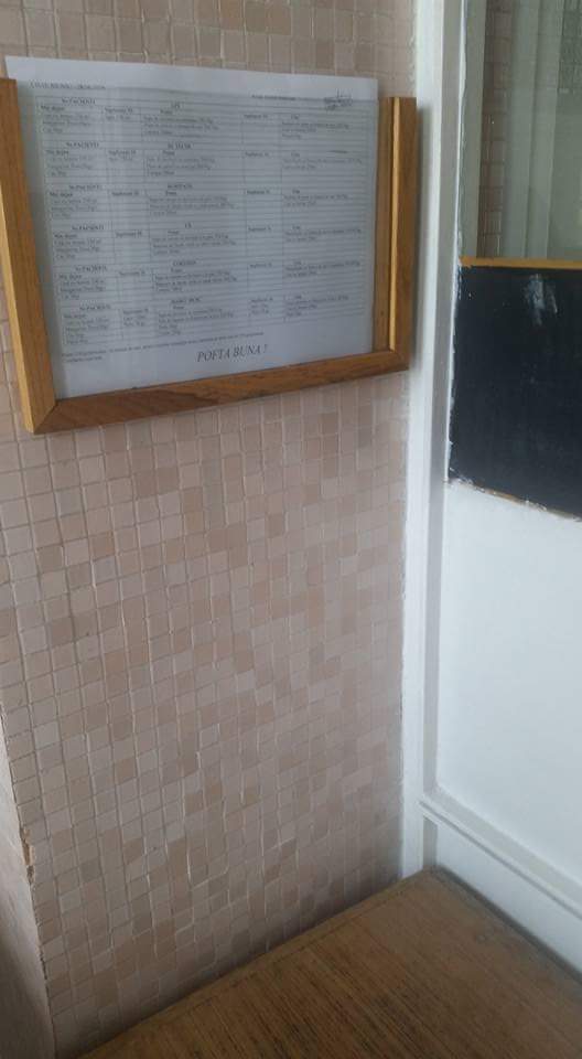 gandacii au dat navala in spitalul clinic judetean de urgenta constanta fotografii socante 600423 gandacii au dat navala in spitalul clinic judetean de urgenta constanta fotografii socante 600423