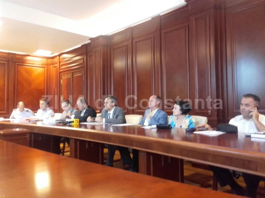 in aceste momente are loc sedinta colegiului prefectural iata ce rapoarte vor fi prezentate 600918 in aceste momente are loc sedinta colegiului prefectural iata ce rapoarte vor fi prezentate 600918