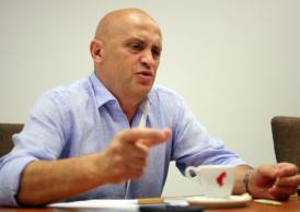 Suporterii Rapidului au protestat în această seară în Giulești. Nu îl vor pe Valerii Moraru