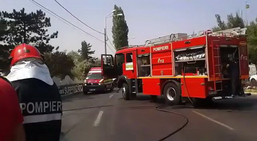 arde o masina in statiunea mamaia 601680 arde o masina in statiunea mamaia 601680
