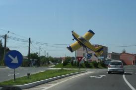 Se dă o şansă unui proaspăt absolvent de facultate Primăria comunei Tuzla îşi măreşte echipa şi caută un inspector debutant