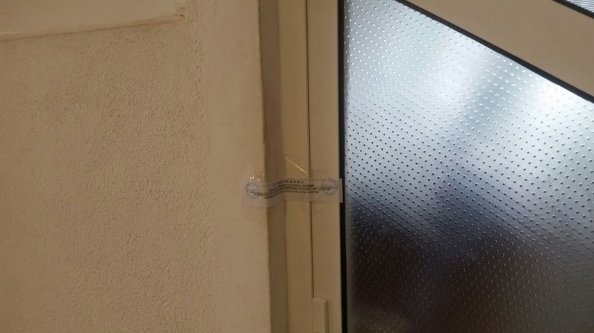 s au pus sigilii la stadionul farul din constanta cine ar putea prelua baza sportiva galerie foto video s au pus sigilii la stadionul farul din constanta cine ar putea prelua baza sportiva galerie foto video