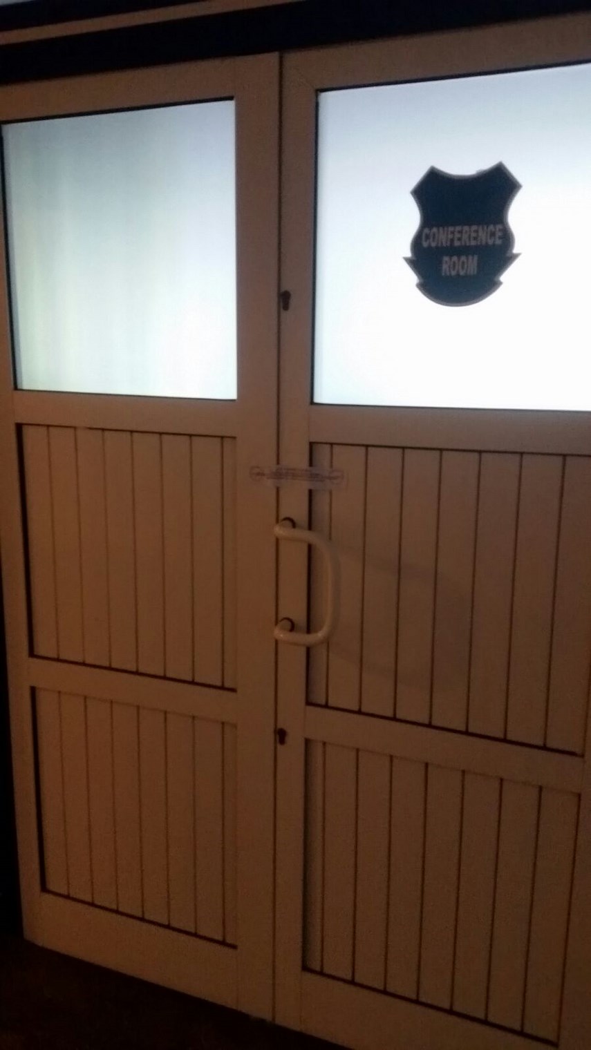 s au pus sigilii la stadionul farul din constanta cine ar putea prelua baza sportiva galerie foto video s au pus sigilii la stadionul farul din constanta cine ar putea prelua baza sportiva galerie foto video