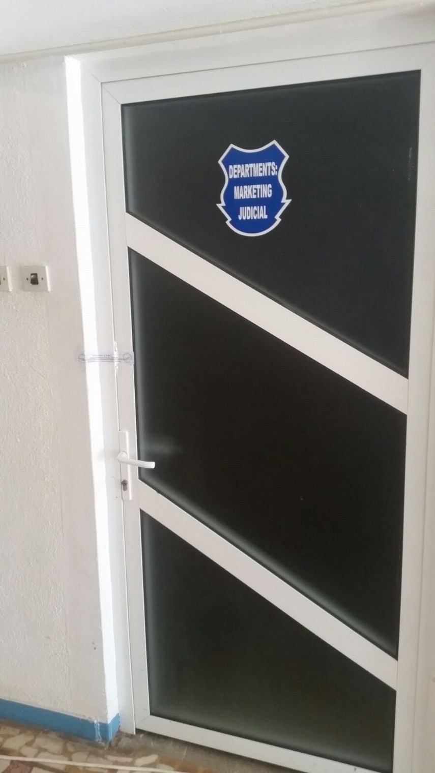 s au pus sigilii la stadionul farul din constanta cine ar putea prelua baza sportiva galerie foto video s au pus sigilii la stadionul farul din constanta cine ar putea prelua baza sportiva galerie foto video