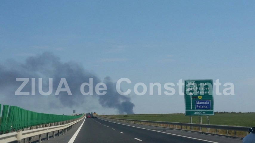 fotoreportaj un doamne ajuta in gand si o pata neagra de cenusa pe cerul constantei 603184 fotoreportaj un doamne ajuta in gand si o pata neagra de cenusa pe cerul constantei 603184