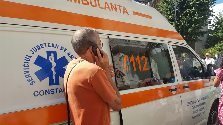 unei turiste i s a facut rau la festivitatea de ziua marinei 603694 unei turiste i s a facut rau la festivitatea de ziua marinei 603694