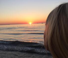 Elena Udrea vara nu doarme... până târziu. Ce face, cu noaptea-n cap, la Mamaia   