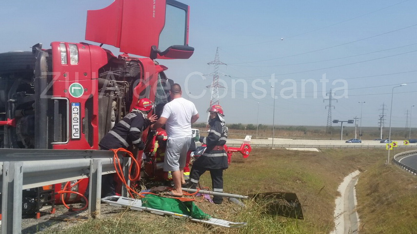 update un tir s a rasturnat in zona valu lui traian o persoana este incarcerata 604515 update un tir s a rasturnat in zona valu lui traian o persoana este incarcerata 604515