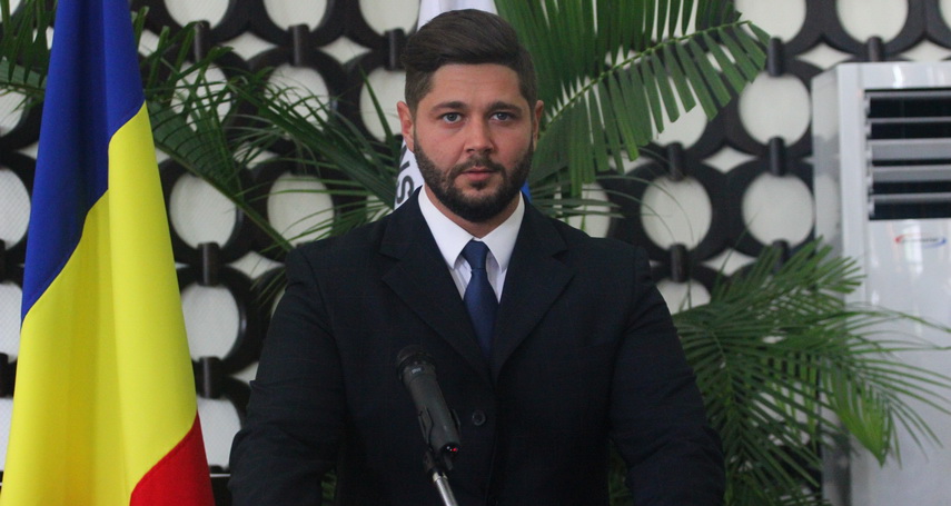 ei voteaza pentru noi ce studii au si cu ce se ocupa consilierii locali ai constantei galerie foto documente ei voteaza pentru noi ce studii au si cu ce se ocupa consilierii locali ai constantei galerie foto documente