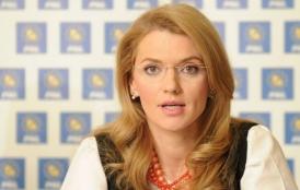 Alina Gorghiu „Proiectul Dacian Cioloș - prim-ministru încă se joacă”