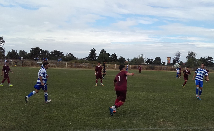 show pe teren show in tribuna ssc farul a zdrobit cfr constanta si a urcat pe locul doi in liga a 4 a show pe teren show in tribuna ssc farul a zdrobit cfr constanta si a urcat pe locul doi in liga a 4 a