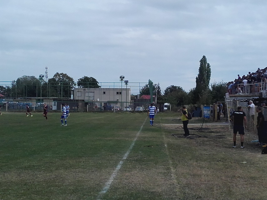 show pe teren show in tribuna ssc farul a zdrobit cfr constanta si a urcat pe locul doi in liga a 4 a show pe teren show in tribuna ssc farul a zdrobit cfr constanta si a urcat pe locul doi in liga a 4 a