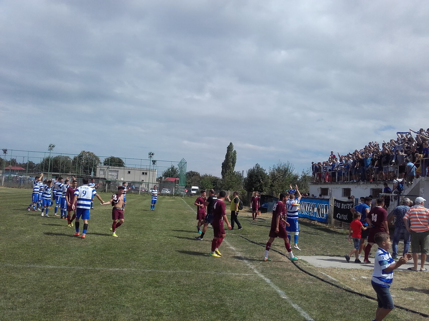 show pe teren show in tribuna ssc farul a zdrobit cfr constanta si a urcat pe locul doi in liga a 4 a show pe teren show in tribuna ssc farul a zdrobit cfr constanta si a urcat pe locul doi in liga a 4 a