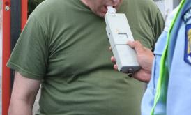 Dosare penale pentru un șofer băut și un altul ce nu poseda permis de conducere