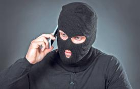 Constanța. Percheziții la persoane bănuite de înșelăciune Cinci persoane au căzut pradă metodei „Accidentul”  