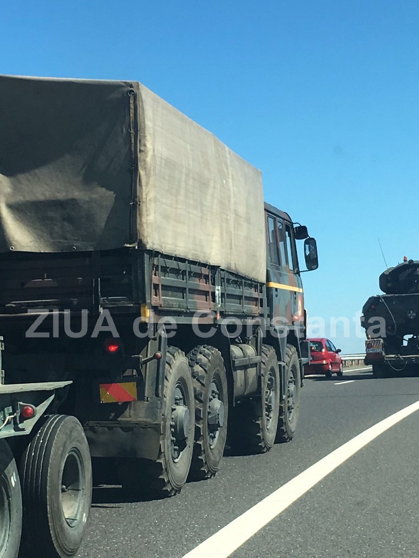 echipament militar transportat pe autostrada galerie foto 605550 echipament militar transportat pe autostrada galerie foto 605550