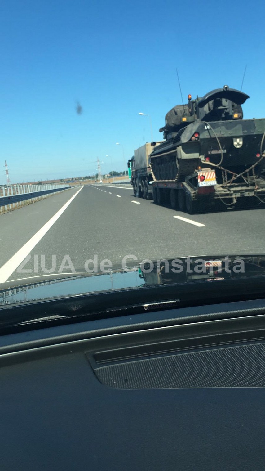 echipament militar transportat pe autostrada galerie foto 605550 echipament militar transportat pe autostrada galerie foto 605550