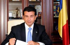 Palaz îi cere prefectului Nicolaescu „o poziție fermă și legală referitor la aplicarea dispozițiilor Curții Constituționale”