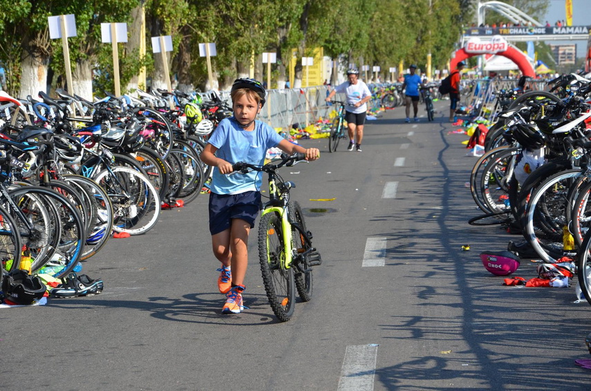 peste 1 500 de participanti s au bucurat la mamaia de festivalul trichallenge galerie foto 606716 peste 1 500 de participanti s au bucurat la mamaia de festivalul trichallenge galerie foto 606716