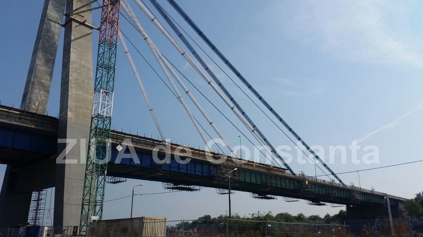 fotoreportaj podul de la agigea cum se lucreaza in a doua zi de la oprirea totala 606934 fotoreportaj podul de la agigea cum se lucreaza in a doua zi de la oprirea totala 606934