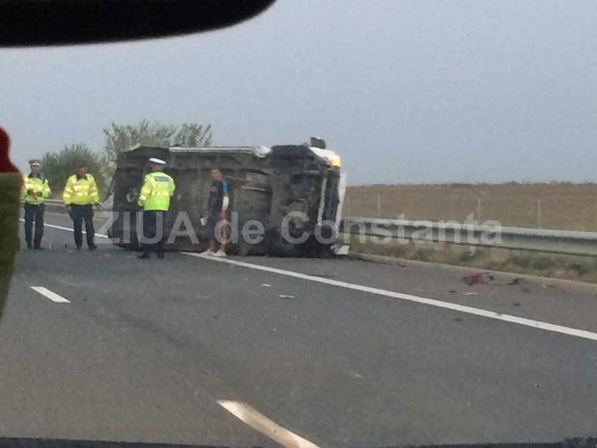 accident pe autostrada soarelui un microbuz s a rasturnat galerie foto 607097 accident pe autostrada soarelui un microbuz s a rasturnat galerie foto 607097