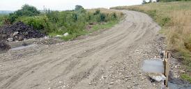 Vezi cine se ocupă de lucrări de pietruire în comuna 23 August (document)