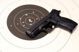 Un militar s-a sinucis cu arma din dotare, în timpul serviciului