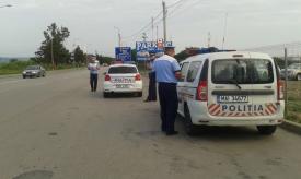 Peste o sută de permise de conducere reținute de polițiști