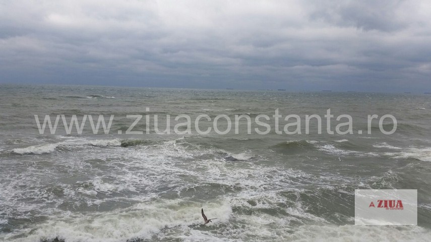 fotoreportaj constanta cum arata marea neagra dupa codul portocaliu 607853 fotoreportaj constanta cum arata marea neagra dupa codul portocaliu 607853