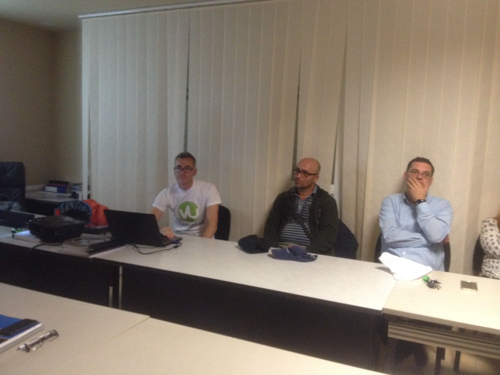 prima intalnire a fondatorilor asociatiei verde urban recent infiintate 607994 prima intalnire a fondatorilor asociatiei verde urban recent infiintate 607994