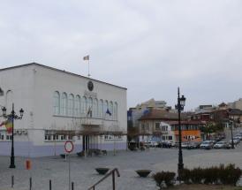 Cinema în aer liber în piaţeta Centrului Civic din Cernavodă